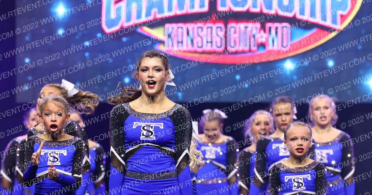 Twist & Shout Tulsa Divinity · Americas Best Grand Nationals