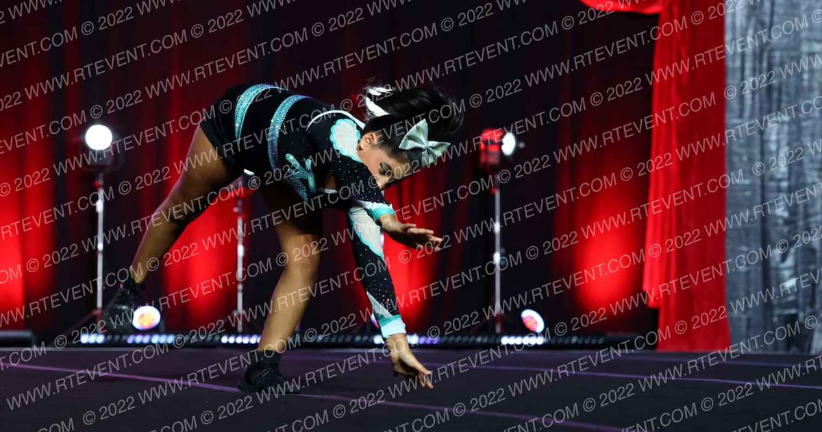 Cheer Coast Tropics Hydro Twister · Encore Grand Nationals