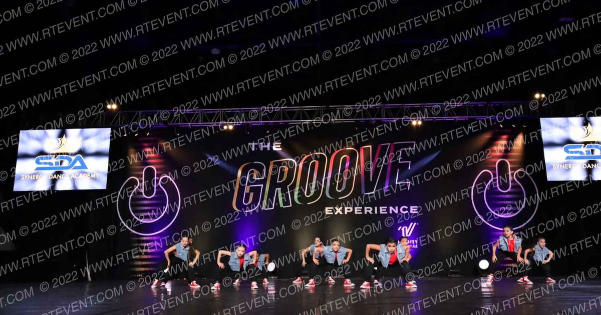 Synergy Dance Academy mini hip hop · Encore Groove