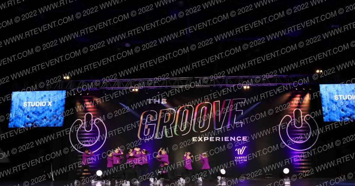 Raider Xtreme Studio X Fire · Encore Groove