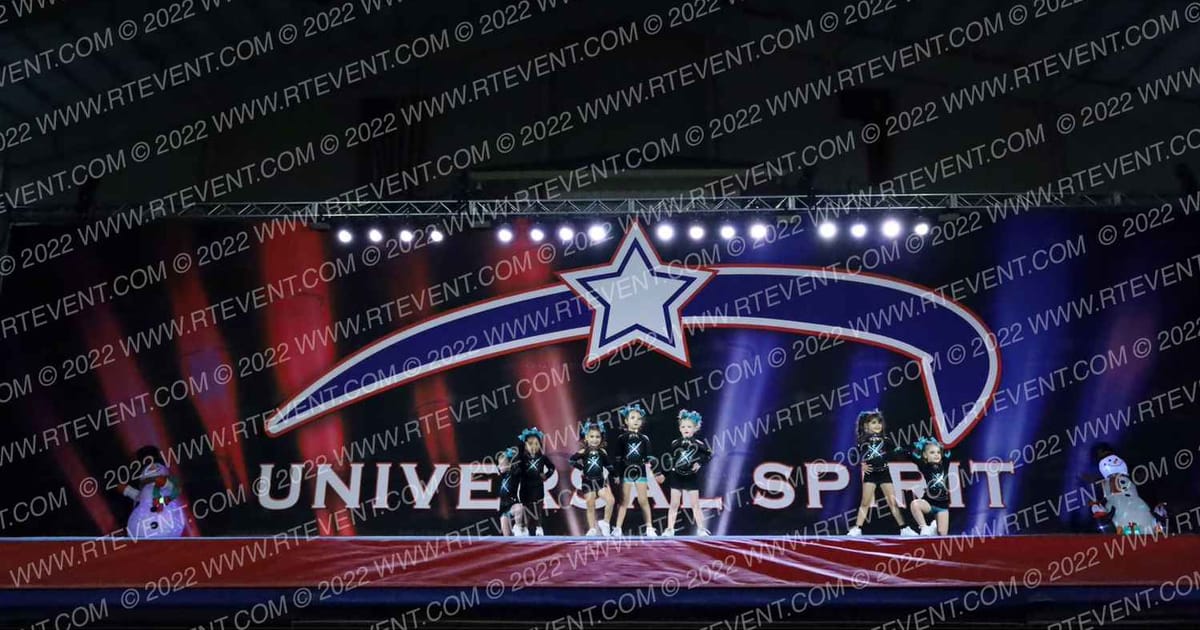 Cheer Extreme Tiny Belles · Universal Spirit Concord Challenge