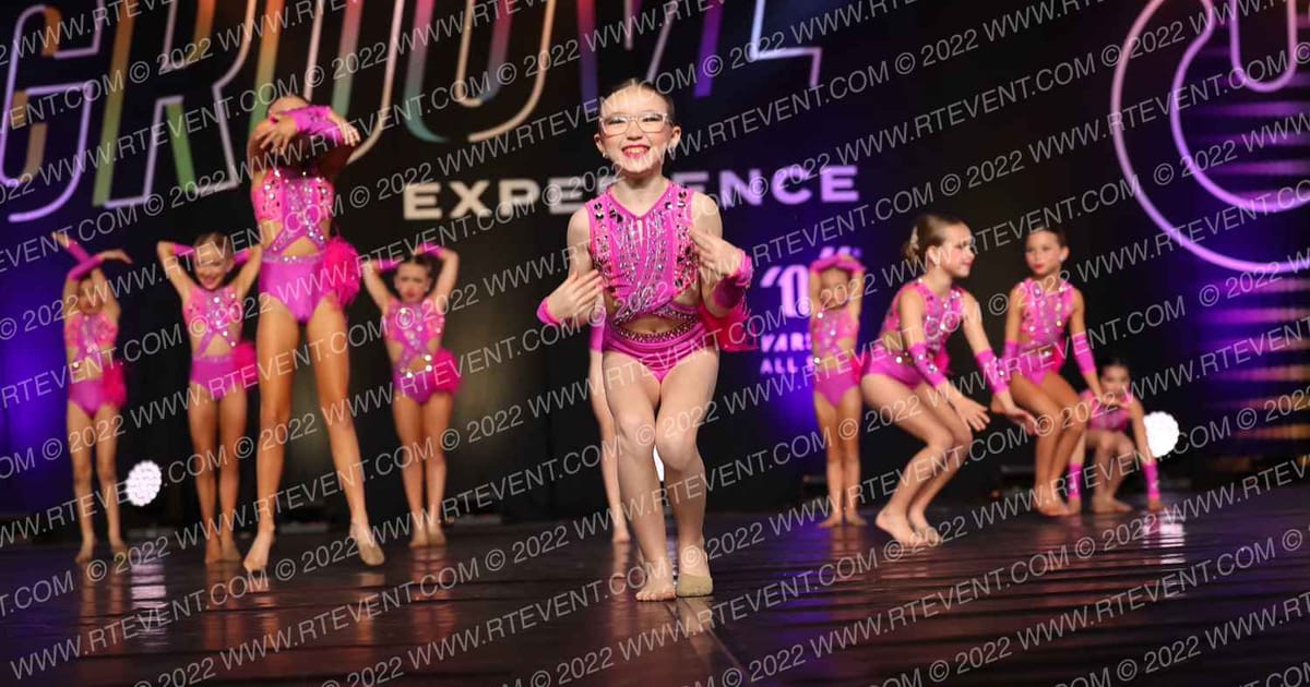 Star Steppers Dance Mini Large Jazz · Encore Groove