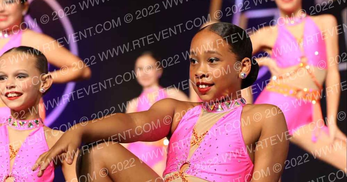 Dance Dynamics Mini Elite Large Jazz · Encore Groove