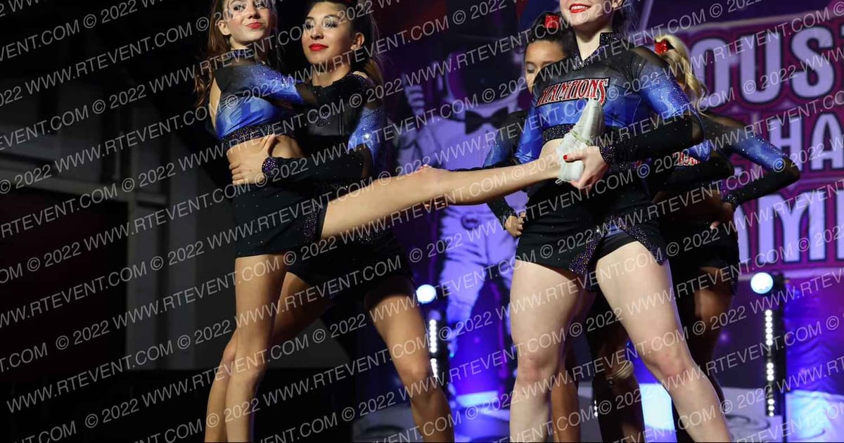 The Champions All Stars Smoke · Encore Grand Nationals