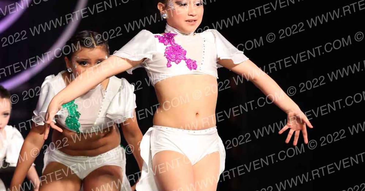 Synergy Dance Academy Mini - ContemporaryLyrical · Encore Groove