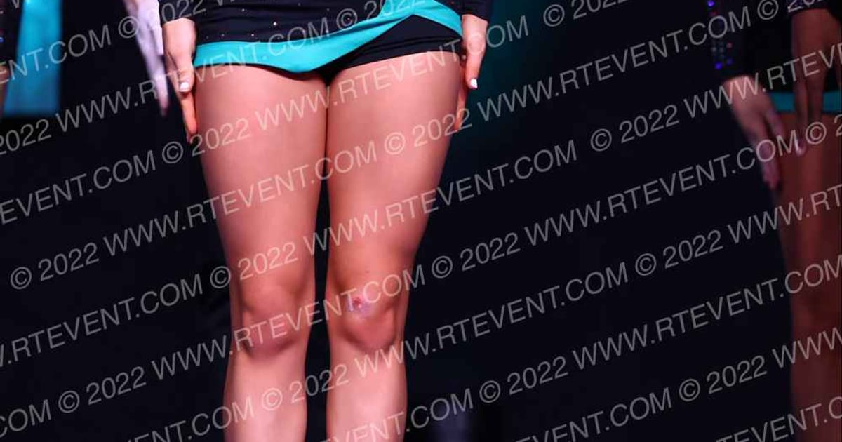 Cheer Extreme DMV Savage 7 · Holiday Spectacular
