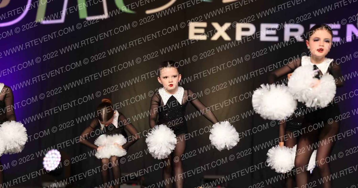 Dance Dynamics Mini Premier Prep Pom · Encore Groove