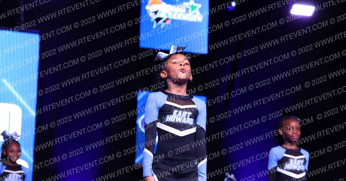 East Howard Diva Jags · Holiday Spectacular