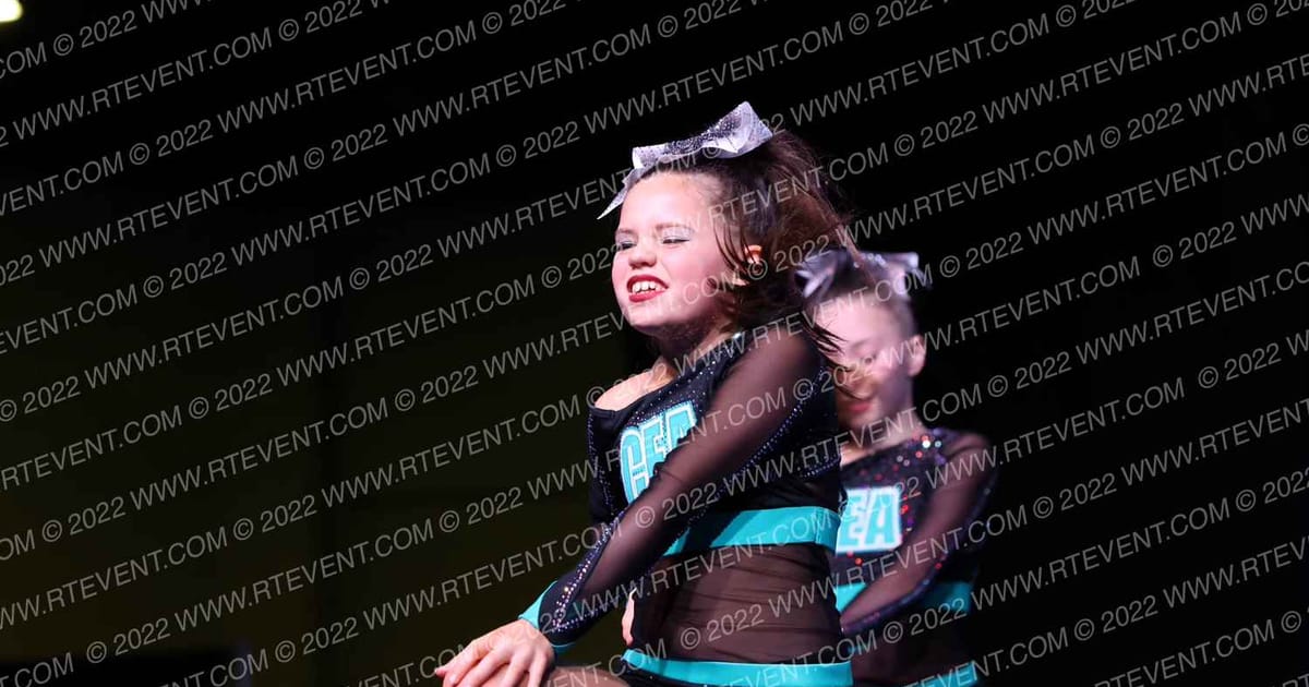 Cheer Extreme DMV Tidal Waves · Holiday Spectacular