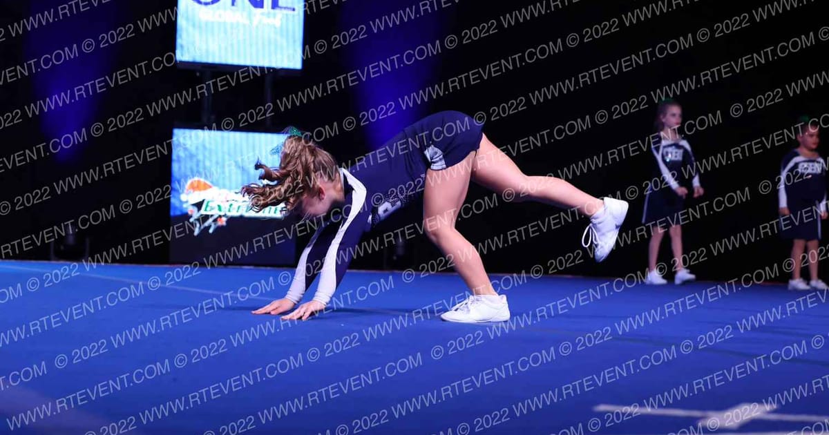 Chesapeake Bay Piranhas Hurricanes · Holiday Spectacular