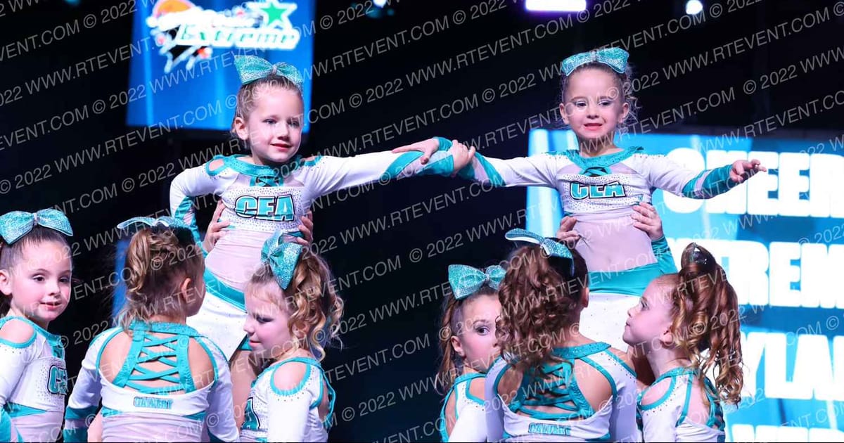 Cheer Extreme Maryland Calvert Glitter Girls · Holiday Spectacular