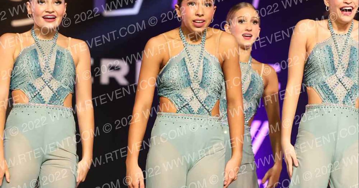 Star Steppers Dance Senior Small Lyrical · Encore Groove