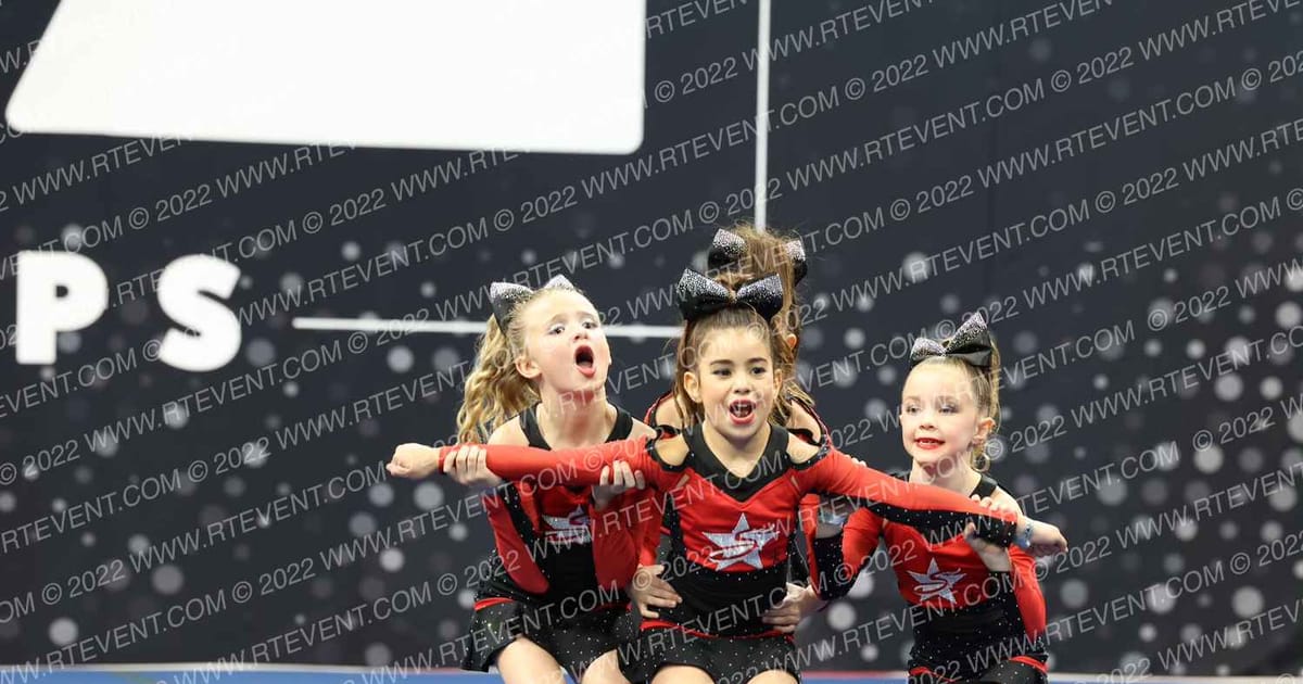 STARSTRUCK DIVAS · Adrenaline