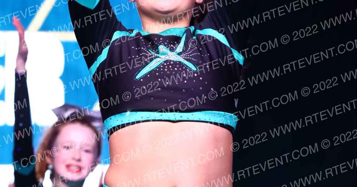Cheer Extreme DMV Onyx · Holiday Spectacular