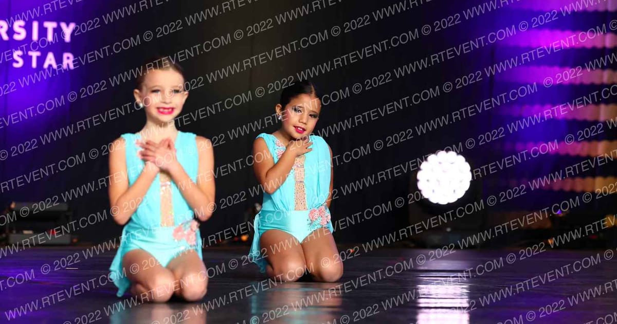 Star Steppers Dance Tiny Prep Small Lyrical · Encore Groove