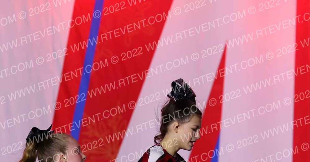 Peak Elevation Cheer Everest · CHAMPS Grand Nationals