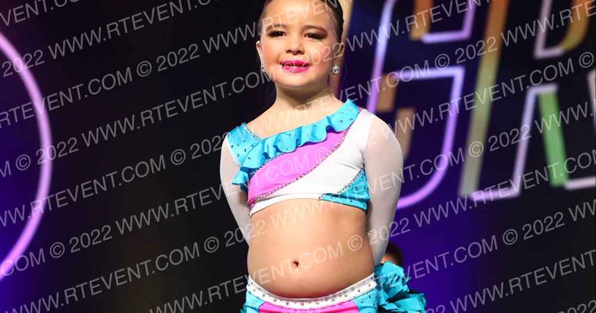 Star Steppers Dance Tiny Small Pom · Encore Groove
