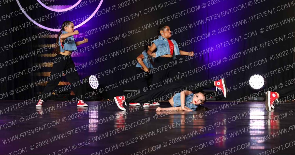 Synergy Dance Academy mini hip hop · Encore Groove