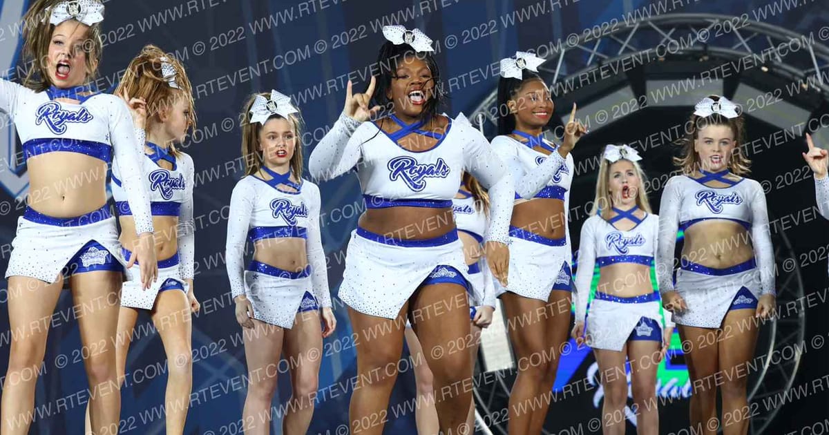Alpha Extreme Cheer Monarchs · The Cheer Tour Pigeon Forge