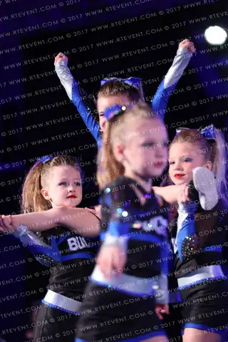 Bucs Cheer Gems