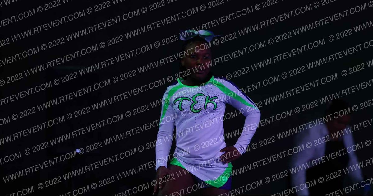 T. E. K. Cheer (Triple E Kids) Apple · Southern Crown