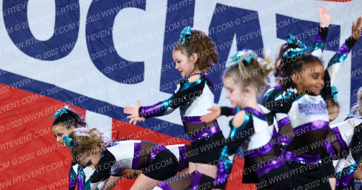 Richmond Twisters Tiny Breeze · Richmond Classic