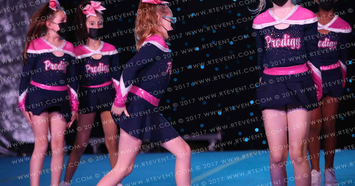 Prodigy All Stars Cheerleading Mini Crowns · Aloha Upper Marlboro Showdown