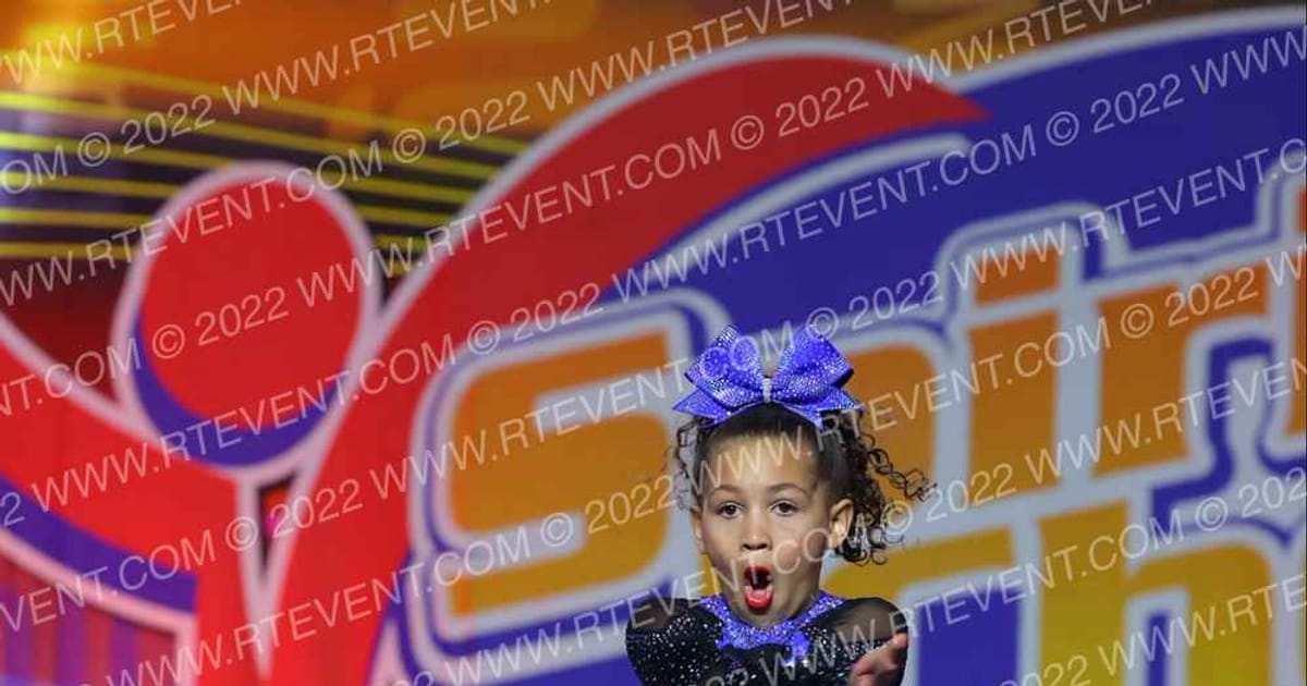 East Celebrity Elite M2 Work Work · Spirit Cheer Super Nationals DIDII