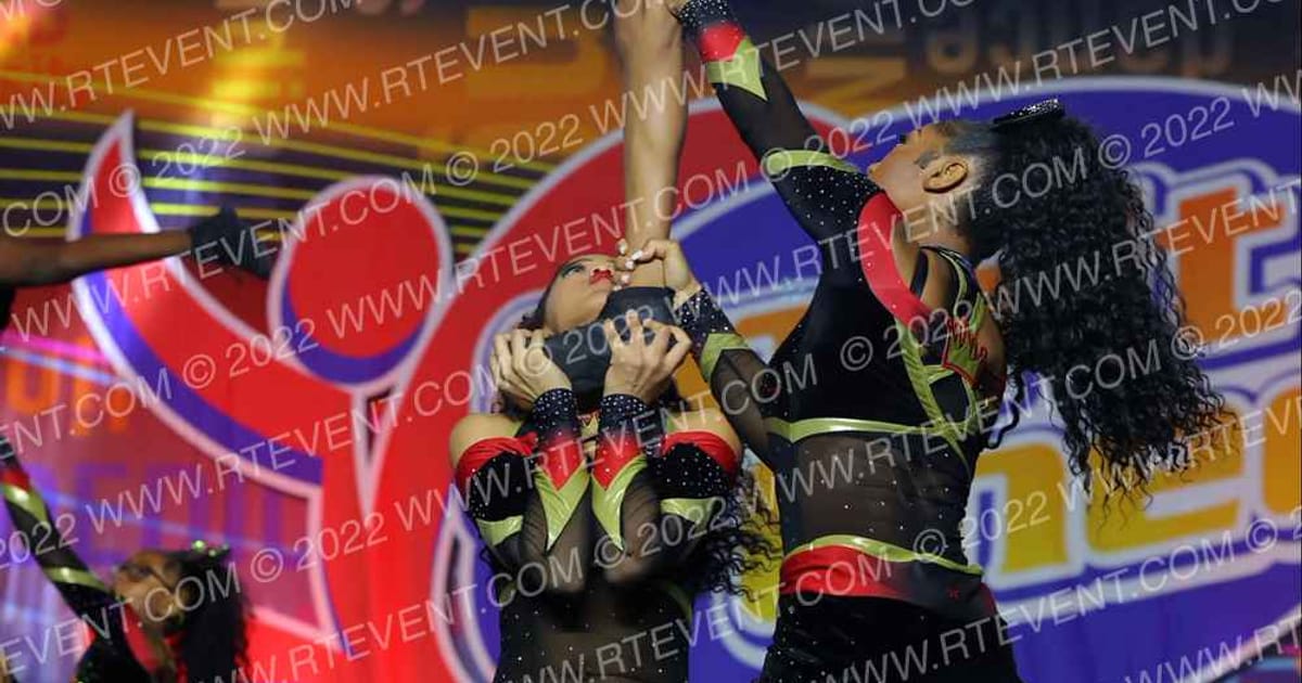 Dynasty Spirit Elite All Star QUEEN BEES · Spirit Cheer Super Nationals DIDII