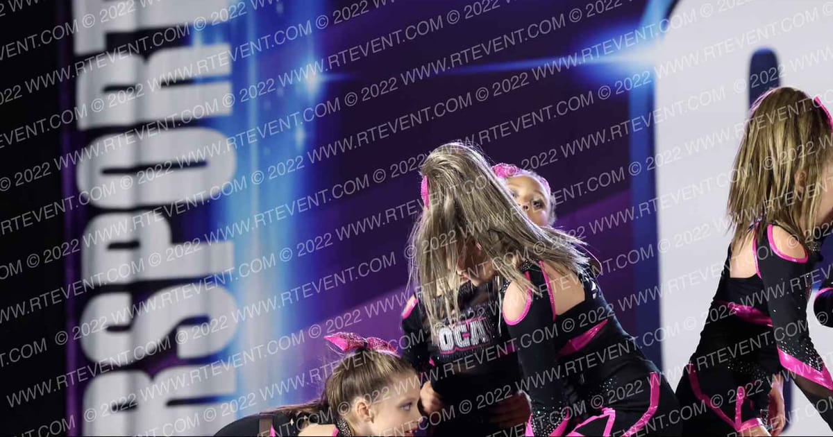 DCA Cheer and Tumbling White Diamonds · CHEERSPORT Biloxi Classic