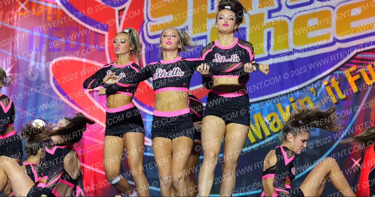 East Celebrity Elite Bombshells · Spirit Cheer Super Nationals DIDII