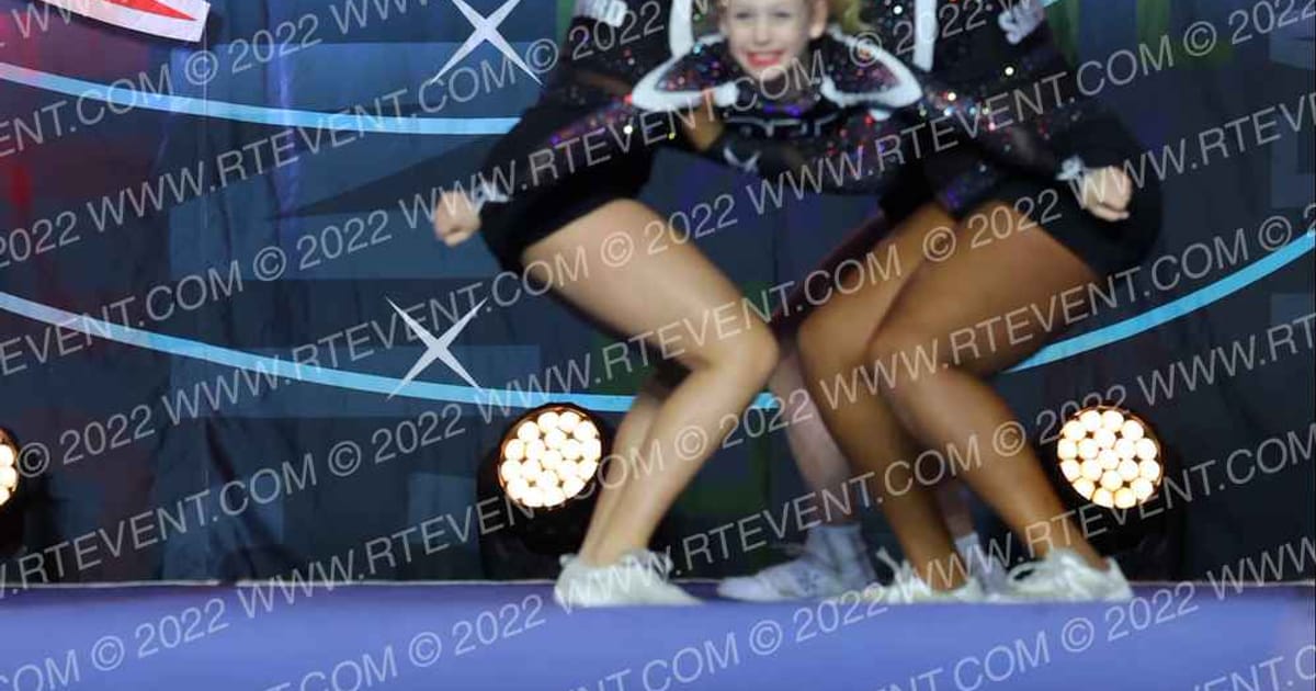 Cheer Extreme - Sanford Halo · Spirit Cheer Super Nationals DIDII