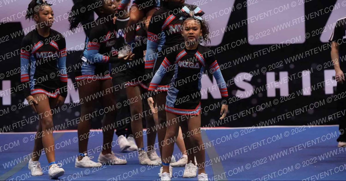 MEGA DIAMONDS FLAWLESS · Showdown at the Bay