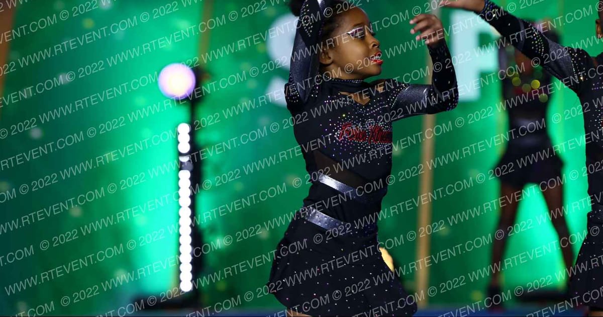 Force Xtreme Glitter Girls · Mardi Gras Grand Nationals DIDII