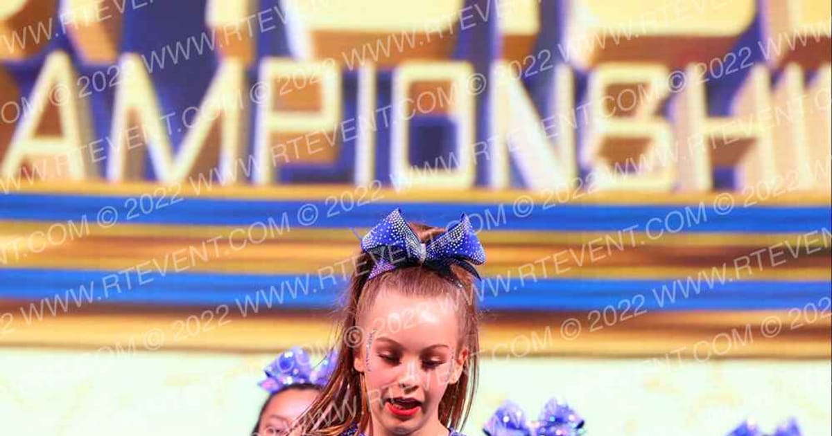 East Celebrity Elite Showgirls · Foxwoods All Star Cheer