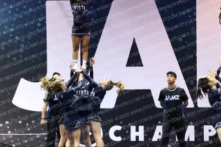 VISTA JR EAGLES COMP CHEER TEAM