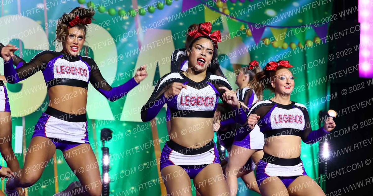 Luxe Cheer Lady Legends · Mardi Gras Grand Nationals DIDII