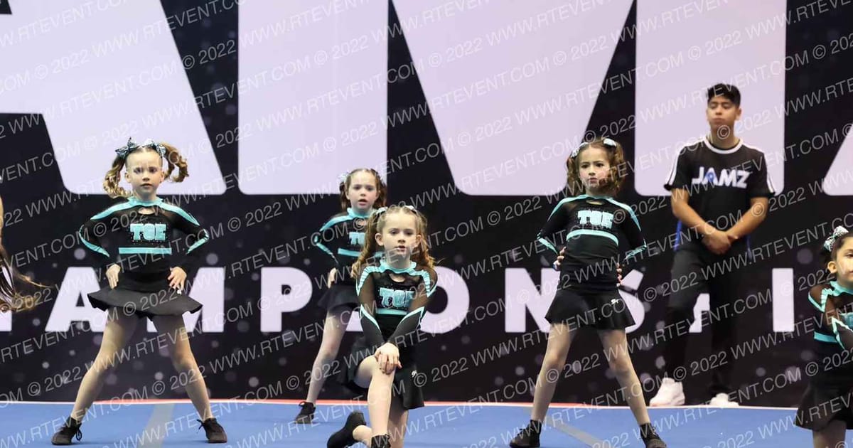 TRICKS GYM ELITE SPARKLE · Showdown at the Bay