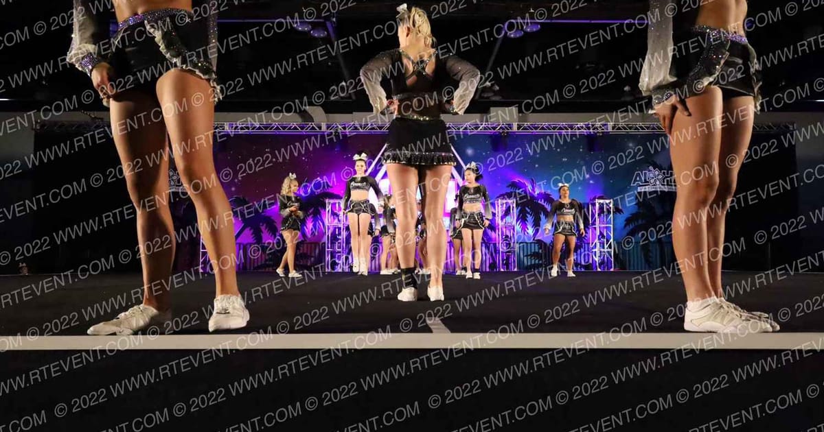 Connect Cheer Northwest Smoke · Aloha Portland Showdown