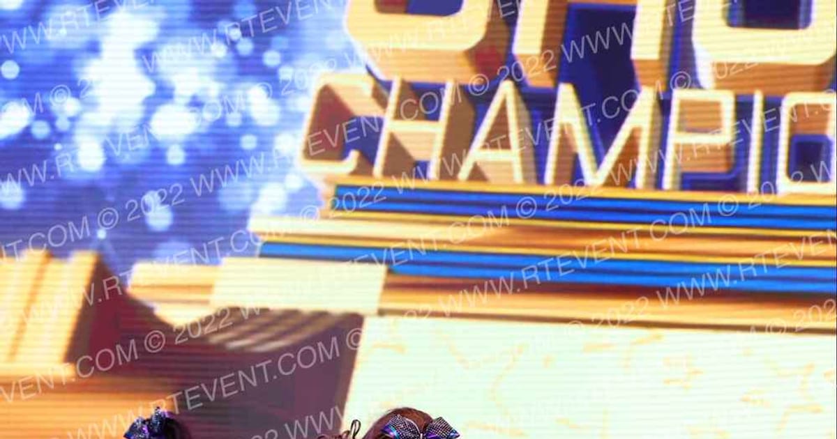 Spirit Too Bling · Foxwoods All Star Cheer