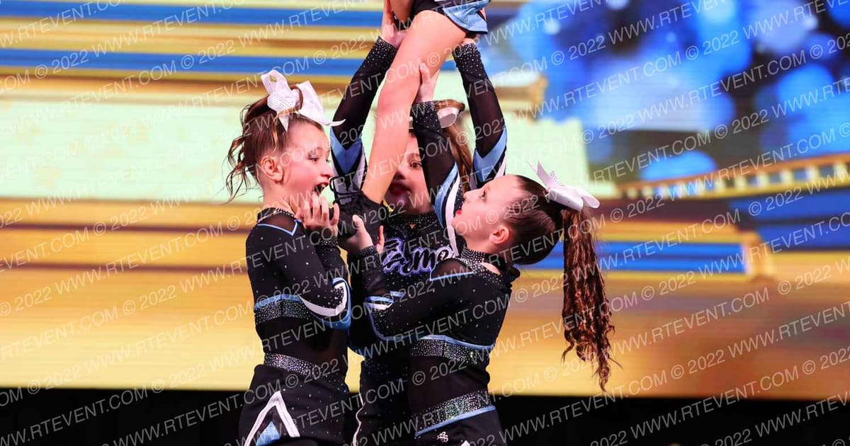 Island Xtreme Mini Rays · Foxwoods All Star Cheer