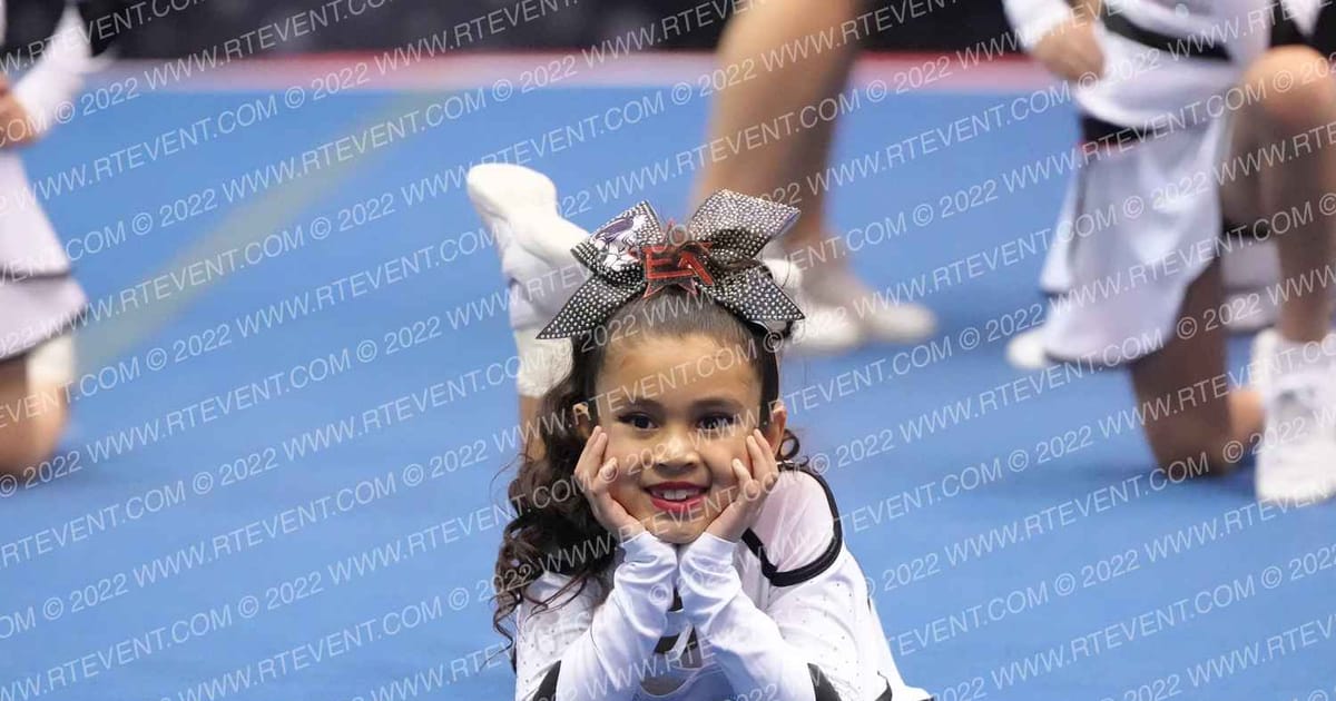 EMINENCE ATHLETICS ASTRO DIVAS · Showdown at the Bay