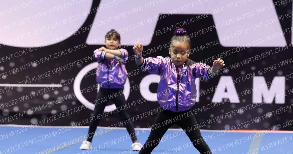 MENDOTA STUNNING AZTECS · Showdown at the Bay