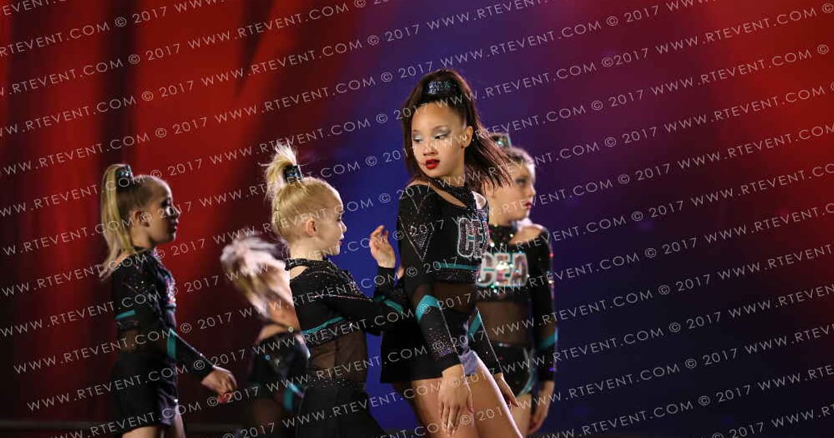 Cheer Extreme Myrtle Beach Crystal Cats · The American Superstarz Raleigh Nationals DIDII