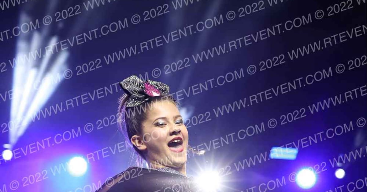 Legends Athletics Fuchsia Fire · JAMfest Cheer Super