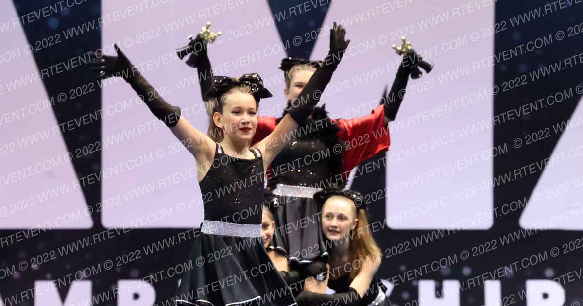 TRICKS DANCE COMPANY DIAMOND BEYONCE · Showdown at the Bay