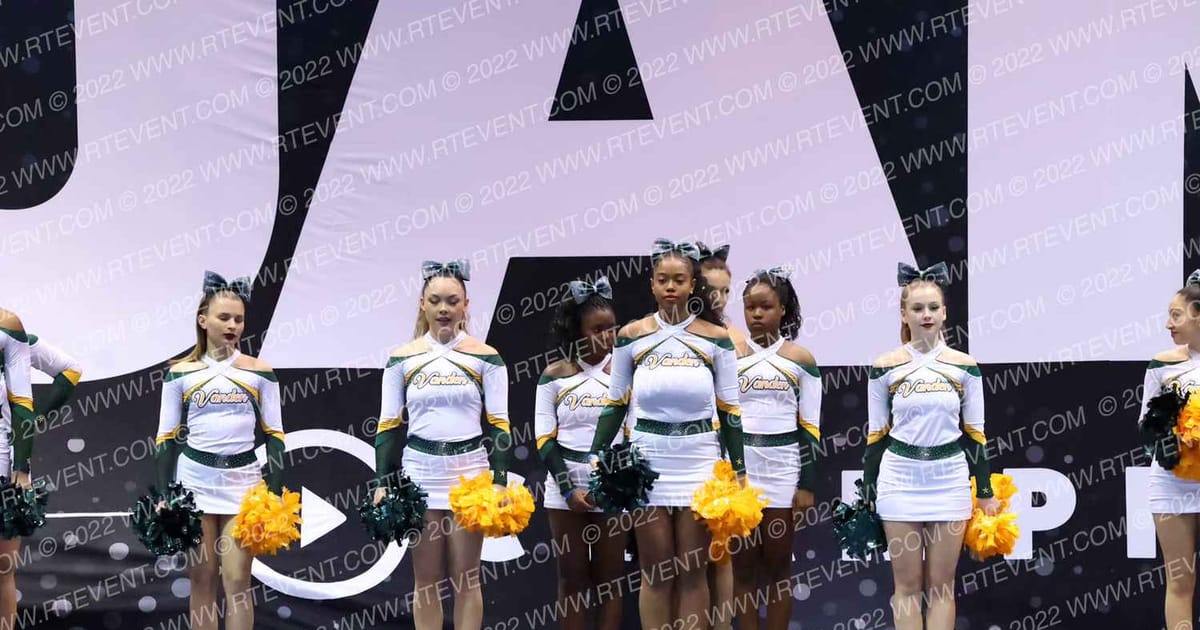 VANDEN HIGH SCHOOL SIDELINE · Showdown at the Bay