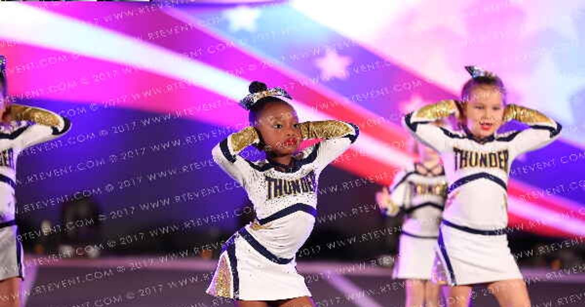 Thunder Elite Little Strikers 2 · American Cheer Power Southern Nationals DIDII