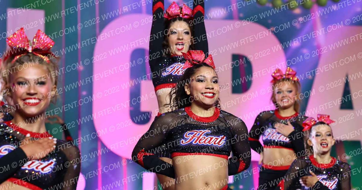 Twist & Shout Edmond Heart · Mardi Gras Grand Nationals DIDII