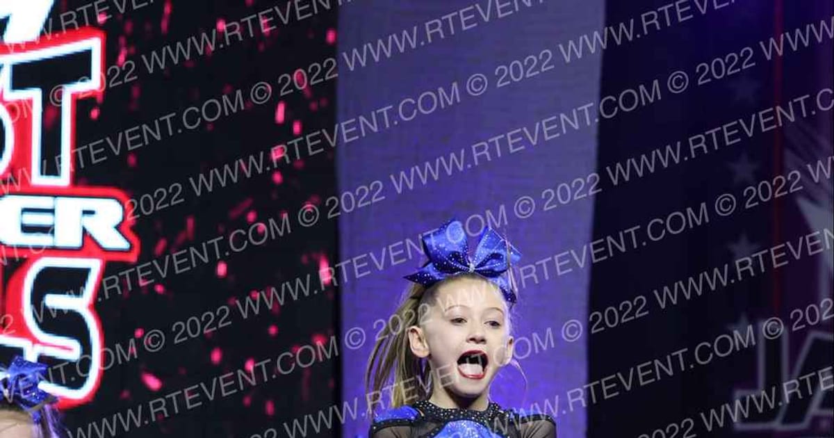 Envy Elite Cheerleading Freeze · JAMfest Cheer Super